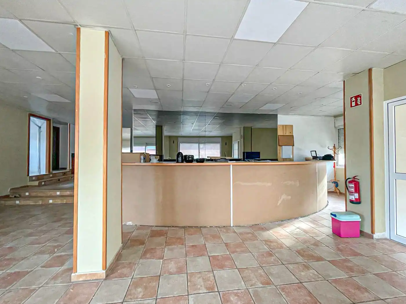 Local comercial de lloguer a Plaça Bascara, imagen 2
