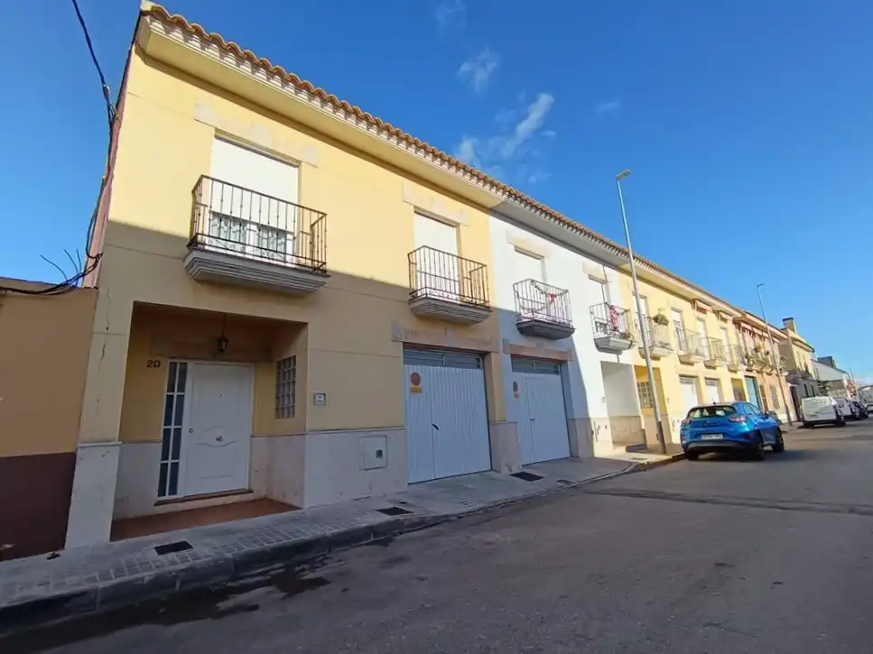 Vista exterior de Casa o chalet en venta en Daimiel