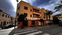 Vista exterior de Casa o xalet en venda en Buñol amb Aire condicionat, Calefacció i Terrassa