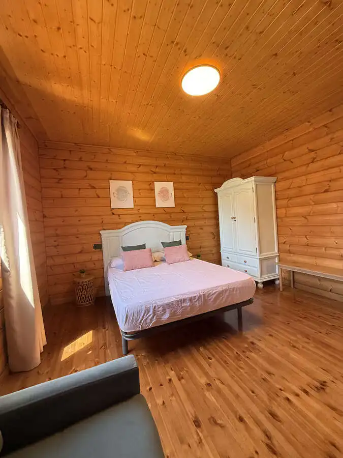 Habitación de Casa o chalet de alquiler en Roquetas de Mar con Jardín privado, Piscina y Amueblado
