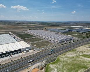 Vista exterior de Nau industrial de lloguer en Ontígola amb Calefacció i Alarma