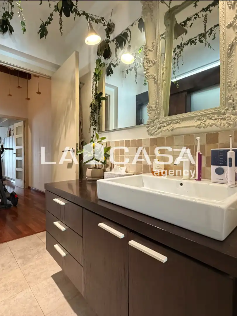 Bathroom of Flat for sale in Badalona  with Air Conditioner and Terrace