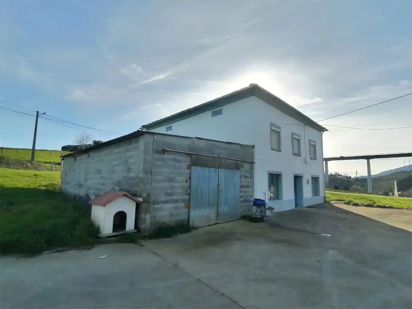 Vista exterior de Finca rústica en venda en Mondoñedo amb Jardí privat, Traster i Moblat