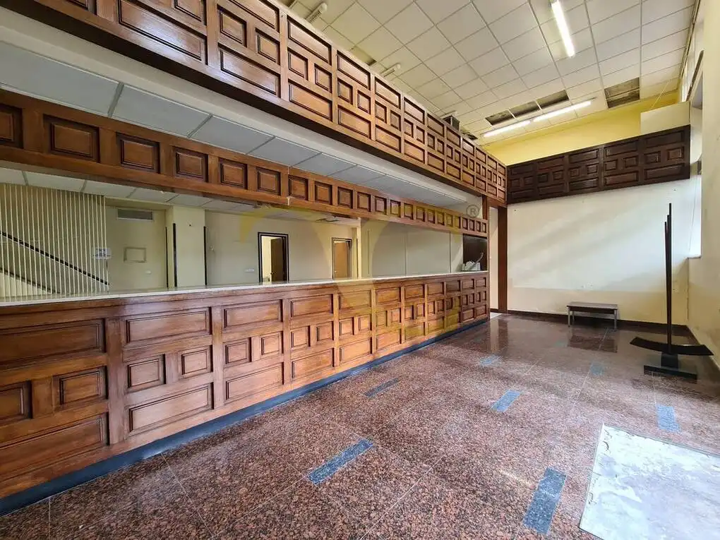 Commercial properties for rent in Gijón   with Air Conditioner
