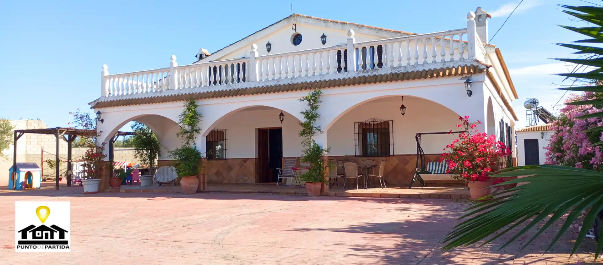 Vista exterior de Casa o chalet en venta en Carmona con Aire acondicionado, Jardín privado y Terraza