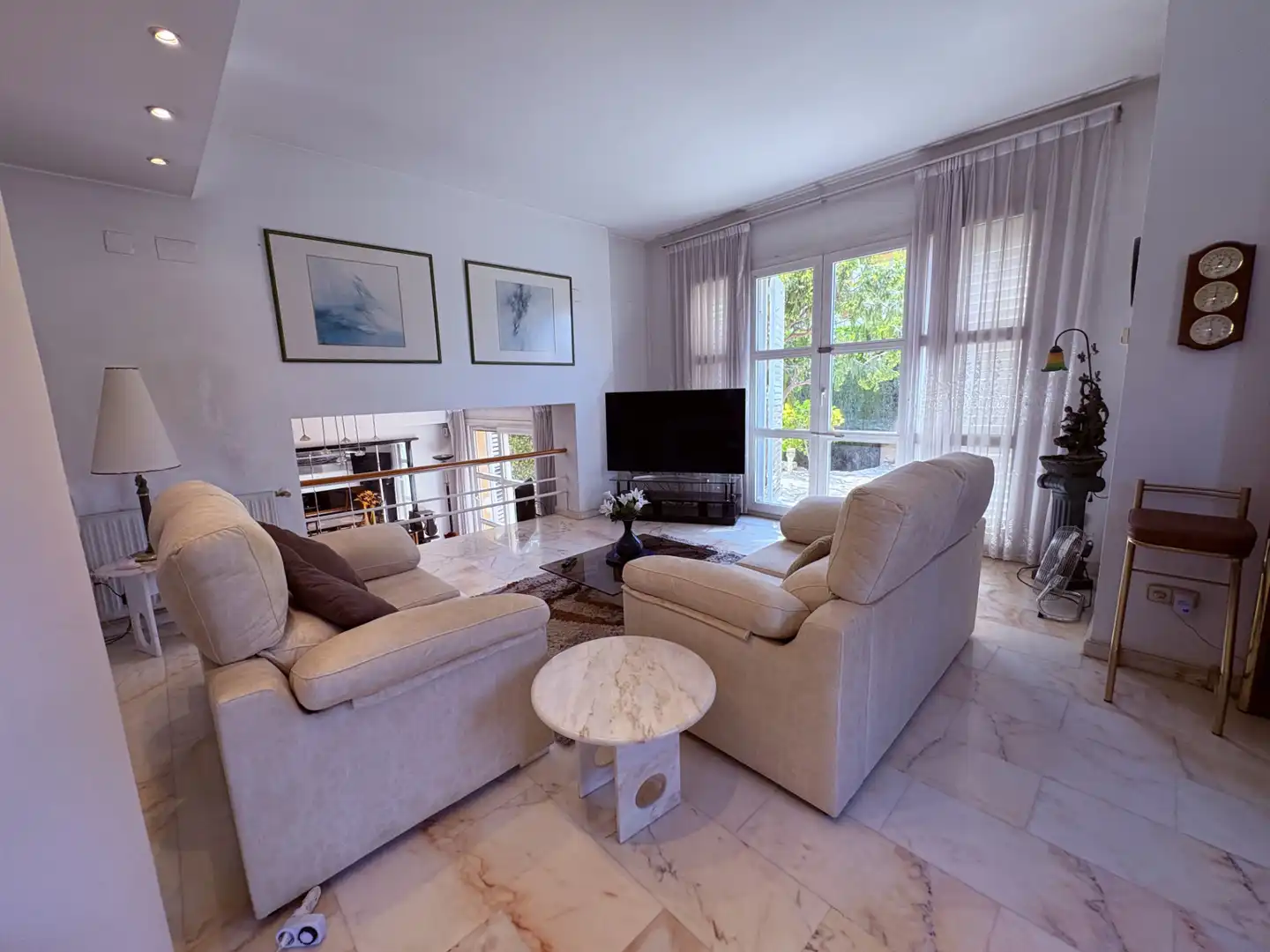 Sala de estar de Casa adosada en venta en Rocafort con Aire acondicionado, Calefacción y Jardín privado