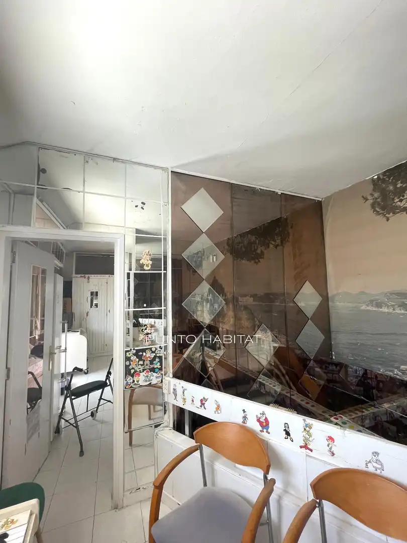 Dachboden zum Verkauf in Barcelona mit Terrasse
