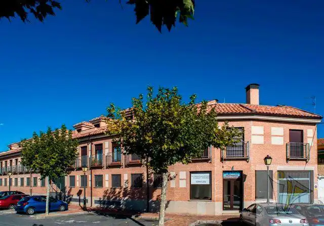 Vista exterior de Piso en venta en Villa del Prado
