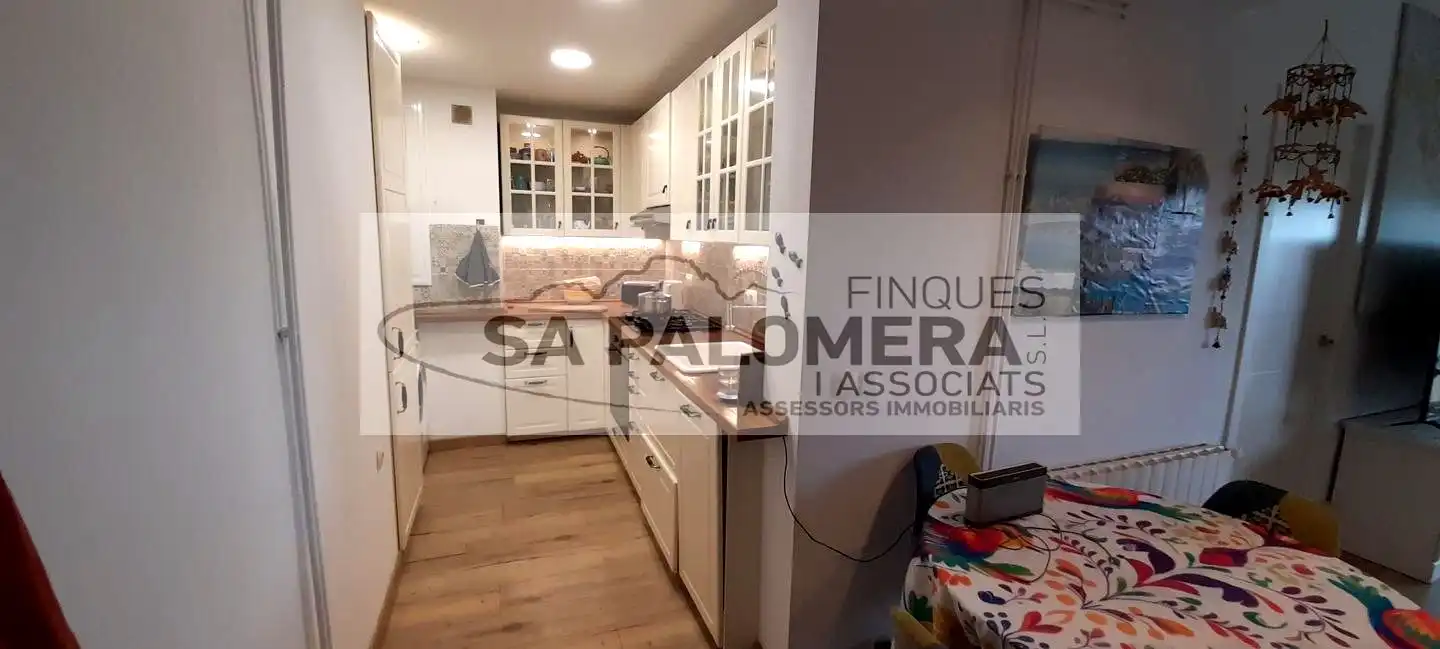 Cuina de Pis en venda en Blanes amb Calefacció, Parquet i Balcó