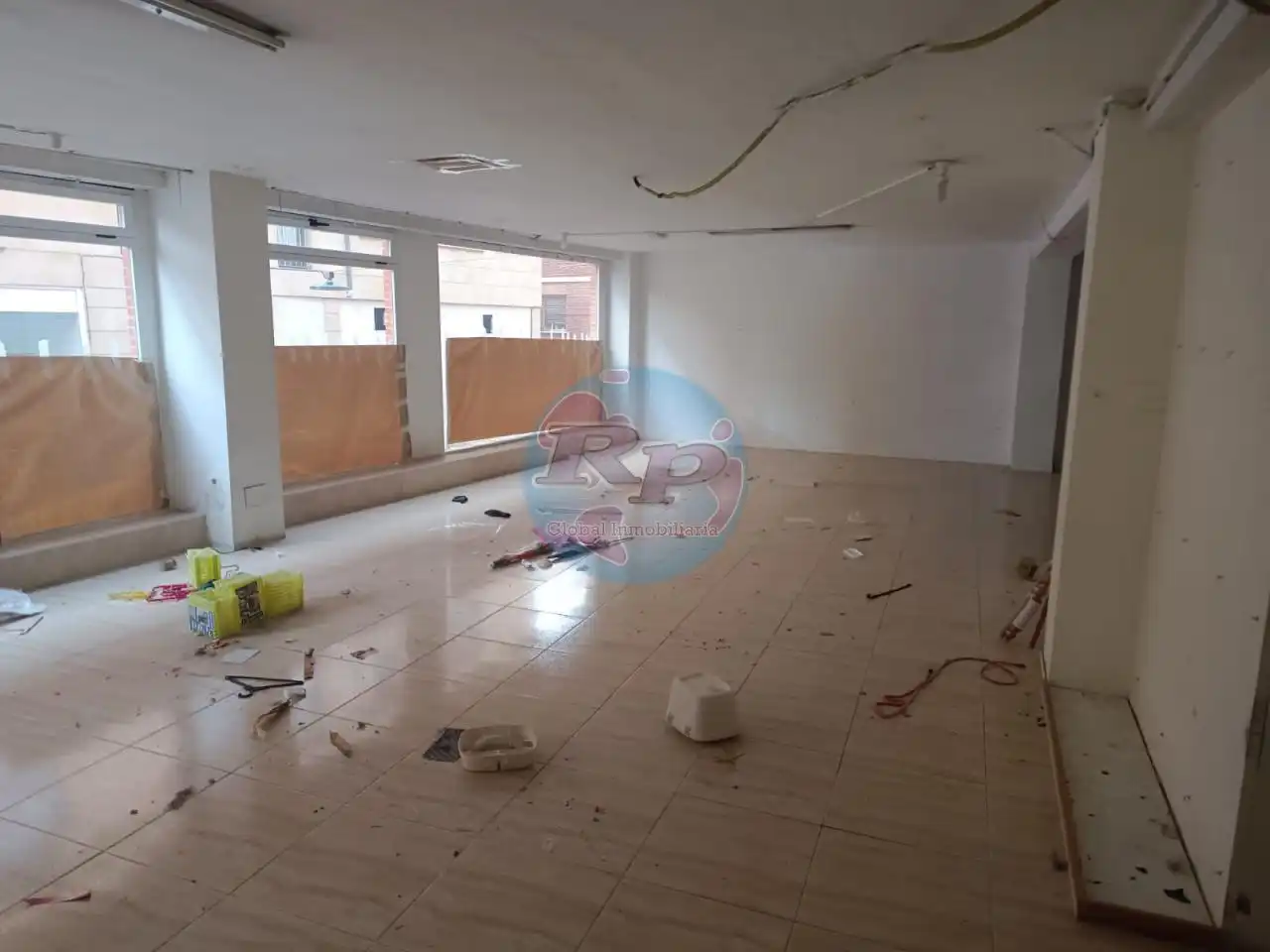 Local comercial en venda a Centro, imagen 12