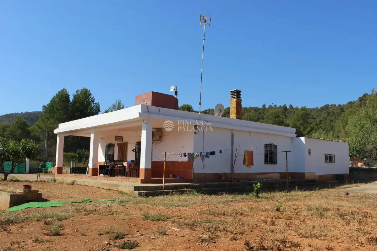 Haus oder Chalet zum Verkauf in Estivella mit Klimaanlage, Heizung und Terrasse