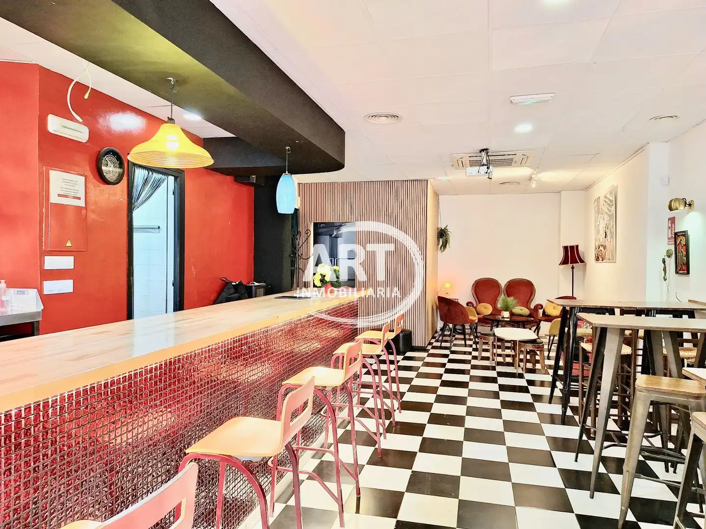 Commercial properties for sale in Bétera  with Air Conditioner and Furnished