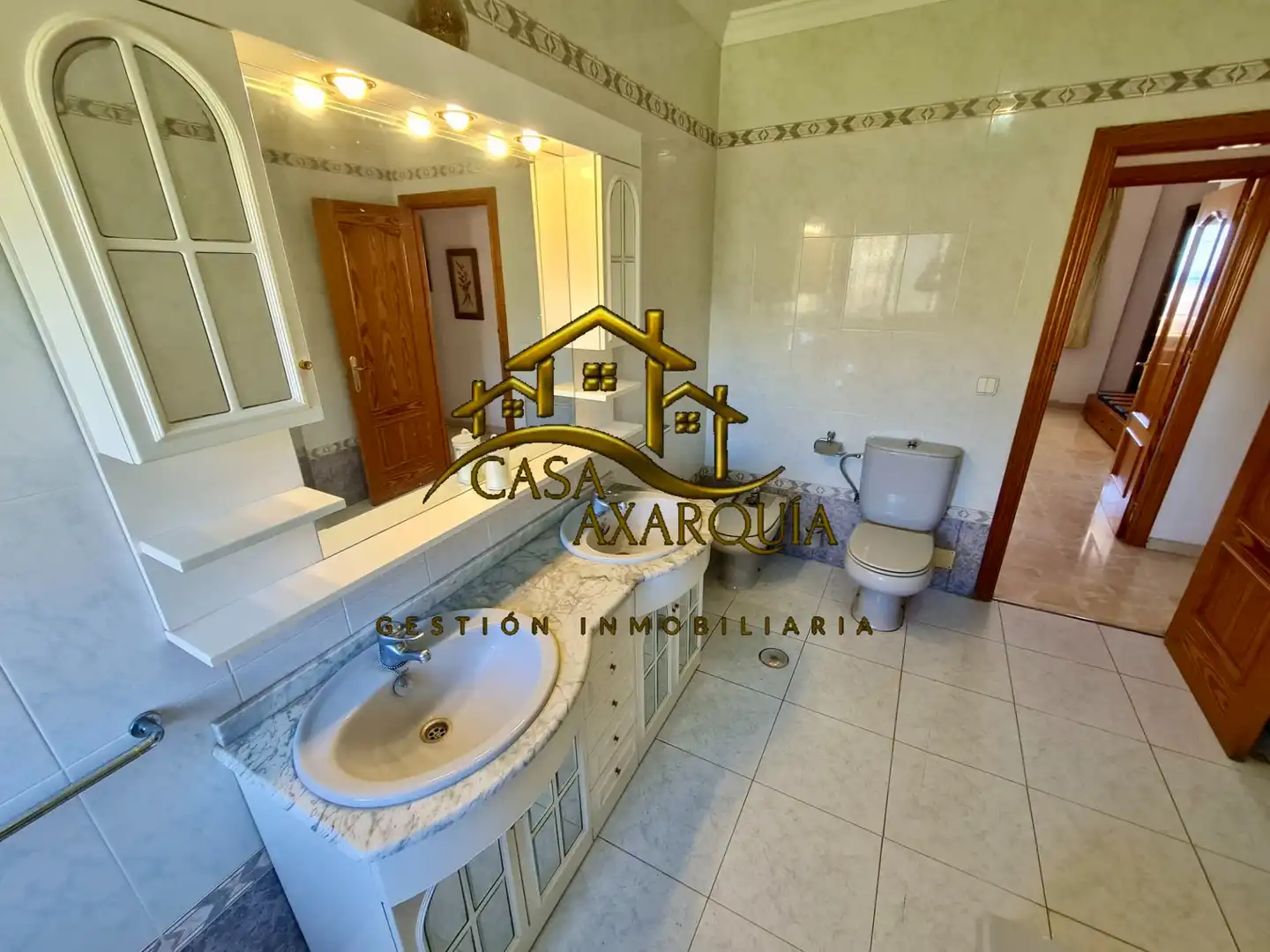 Bathroom of Country homes for sale in Vélez-Málaga  with Air Conditioner, Private garden and Terrace
