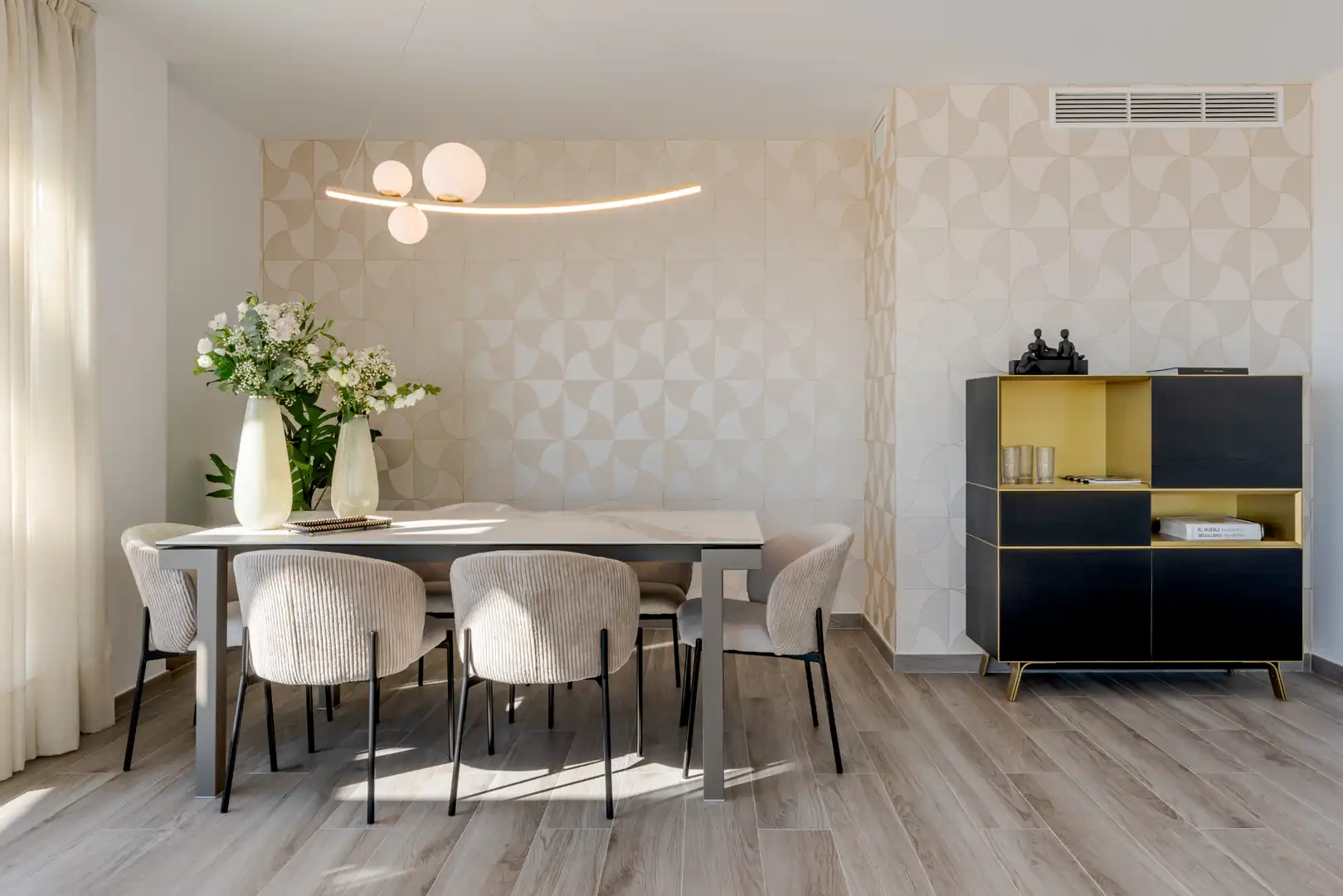 Esszimmer von Dachboden zum Verkauf in Torremolinos mit Klimaanlage, Heizung und Terrasse