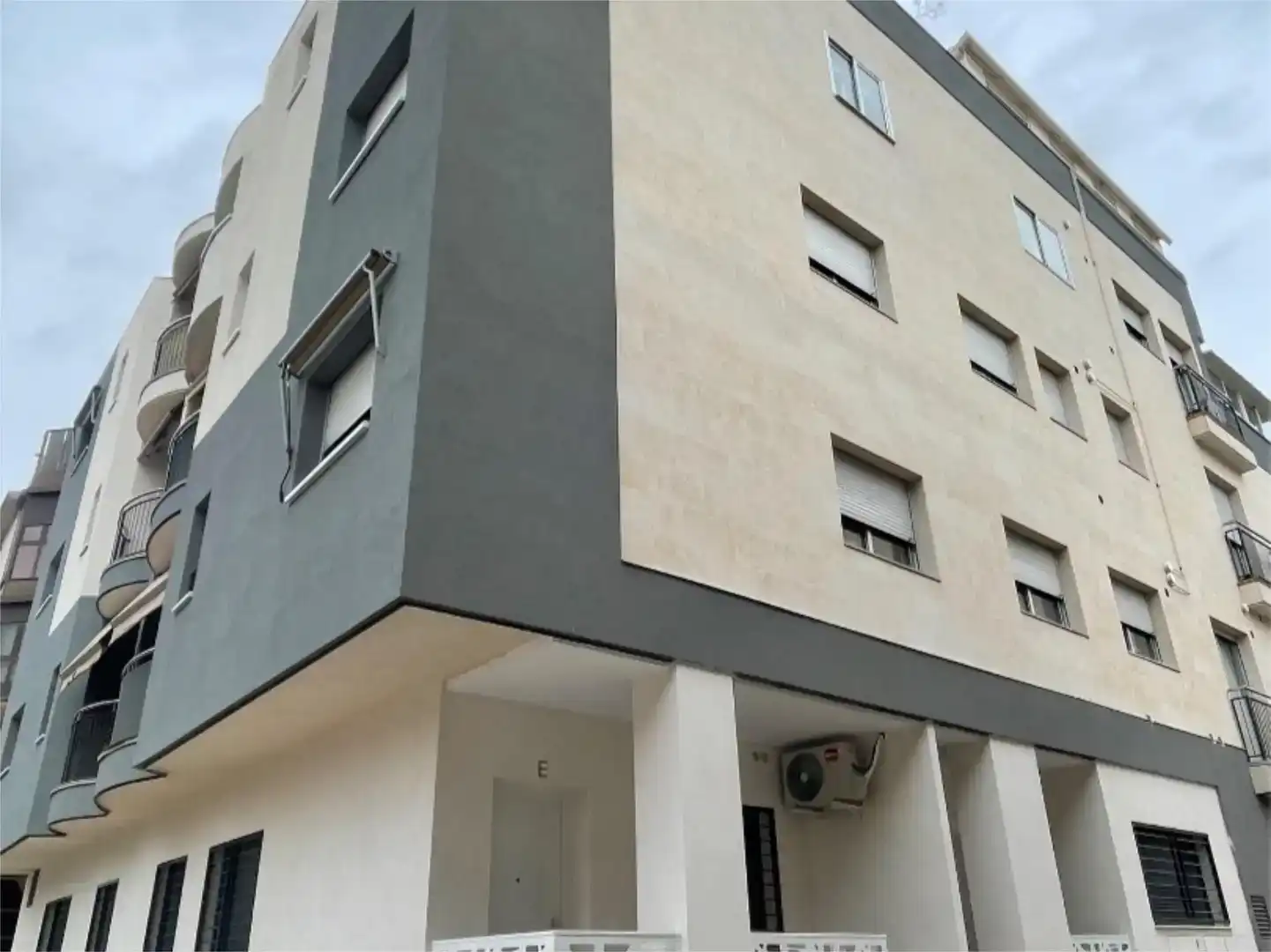 Vista exterior de Apartamento de alquiler en Murcia con Aire acondicionado, Amueblado y Balcón
