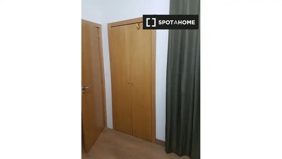 Room in PAU de Carabanchel