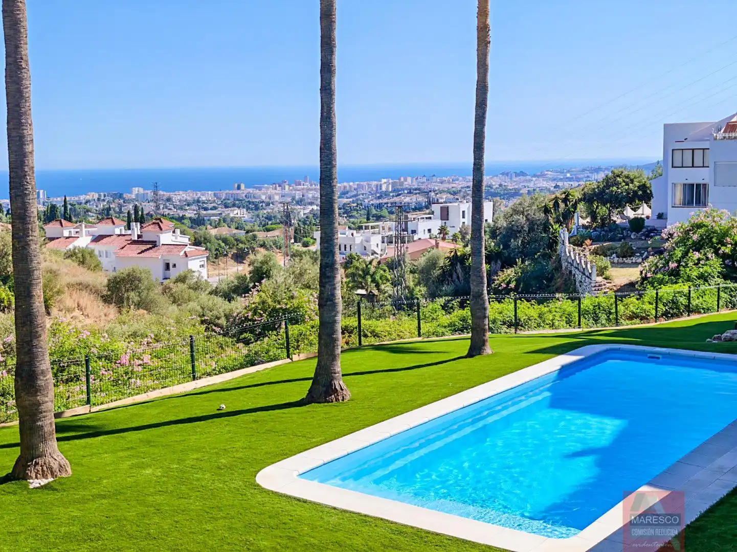 Swimming pool of Flat for sale in Mijas pueblo