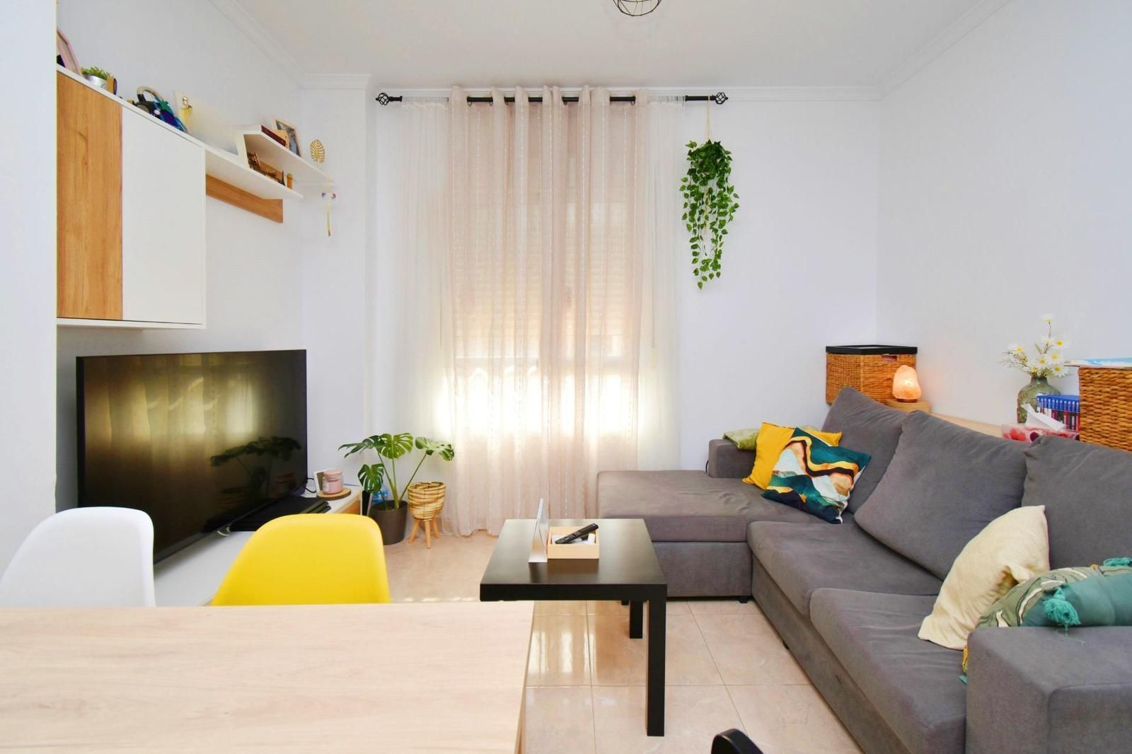 Sala d'estar de Pis en venda en El Ejido amb Moblat