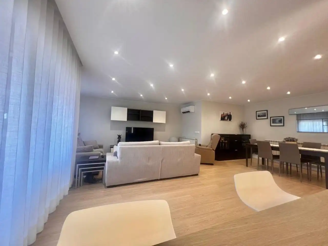 Sala d'estar de Dúplex en venda en Manresa amb Aire condicionat, Calefacció i Parquet