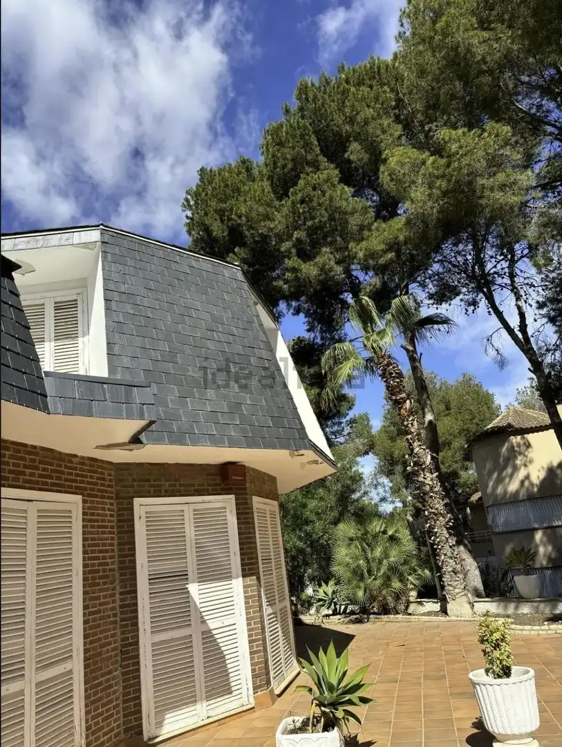 Vista exterior de Casa o xalet en venda en Murcia amb Aire condicionat, Calefacció i Jardí privat