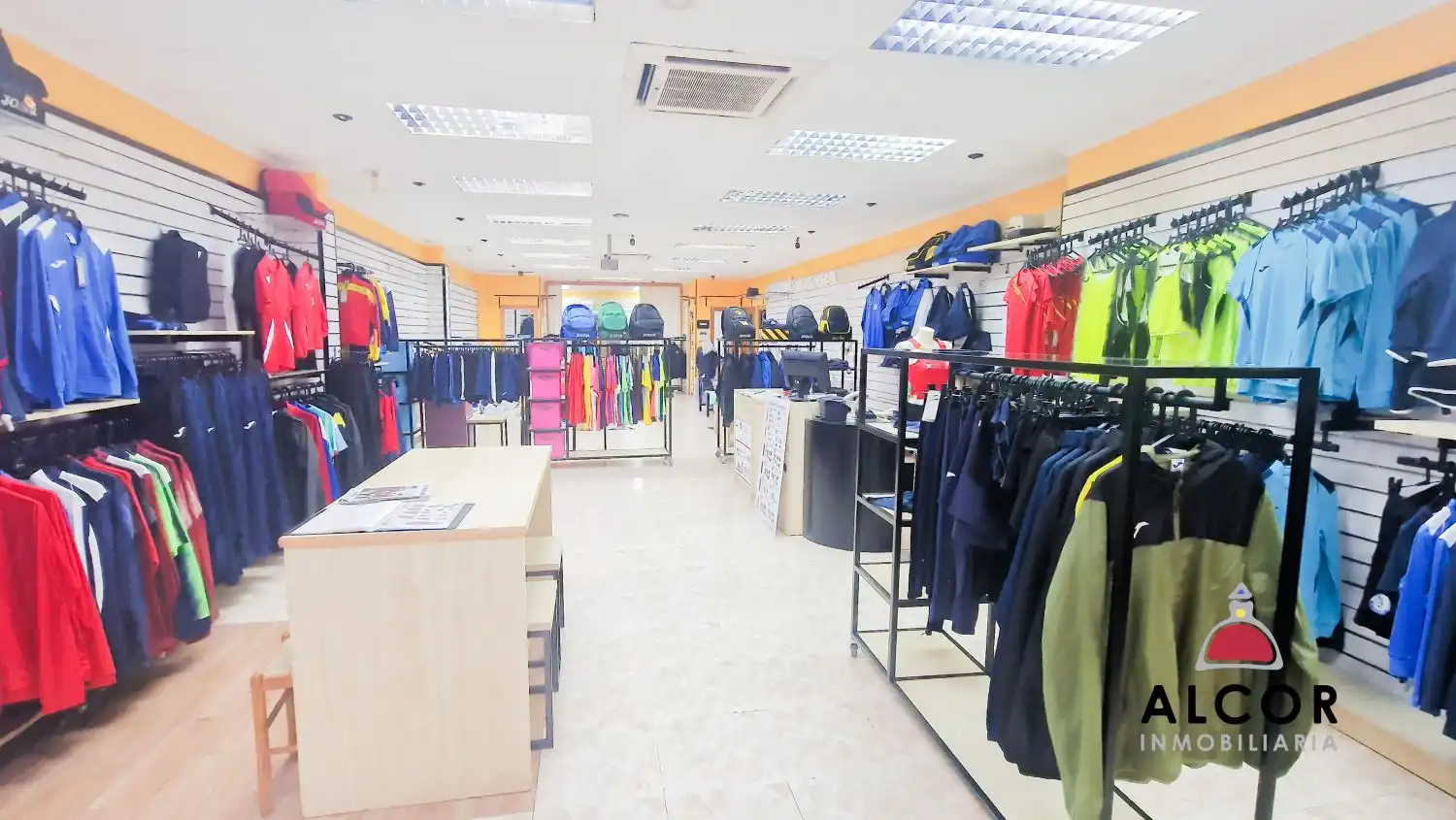 Locale commerciale in vendita a Puerto, imagen 4