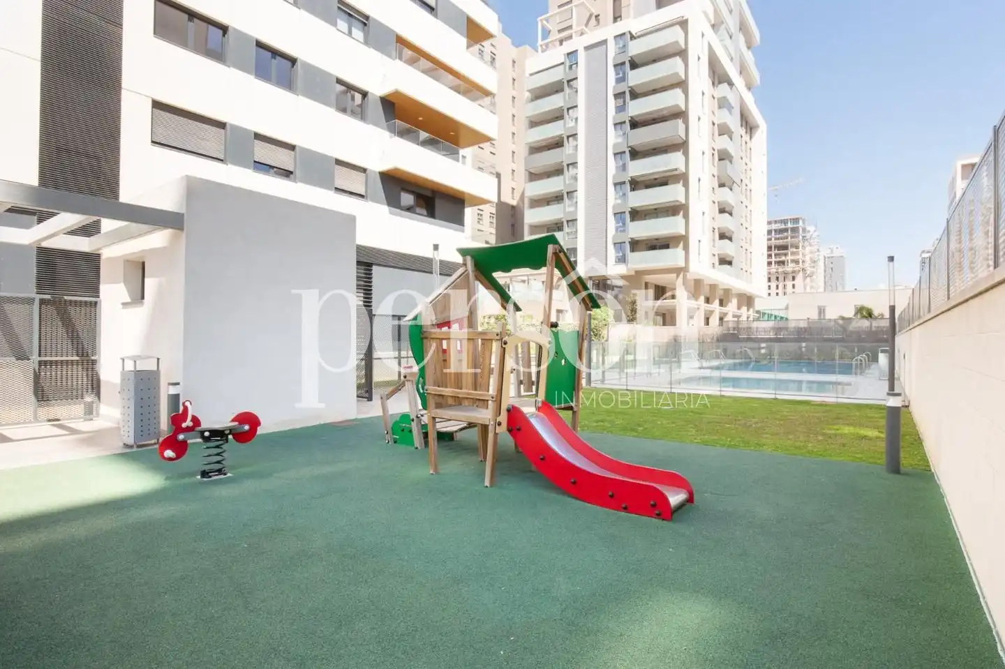 Terrasse von Erdgeschoss zur Miete in Valencia mit Klimaanlage, Terrasse und Schwimmbad