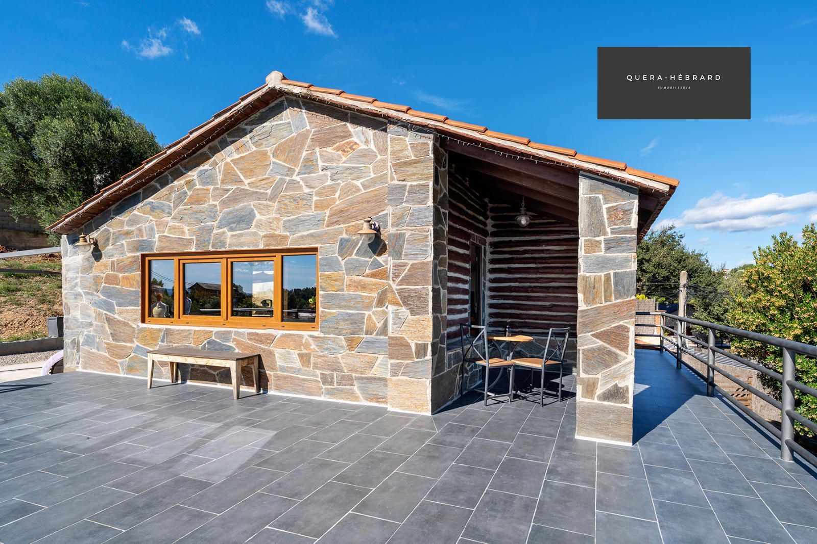 Terrace of House or chalet for sale in Rubí  with Air Conditioner, Heating and Private garden