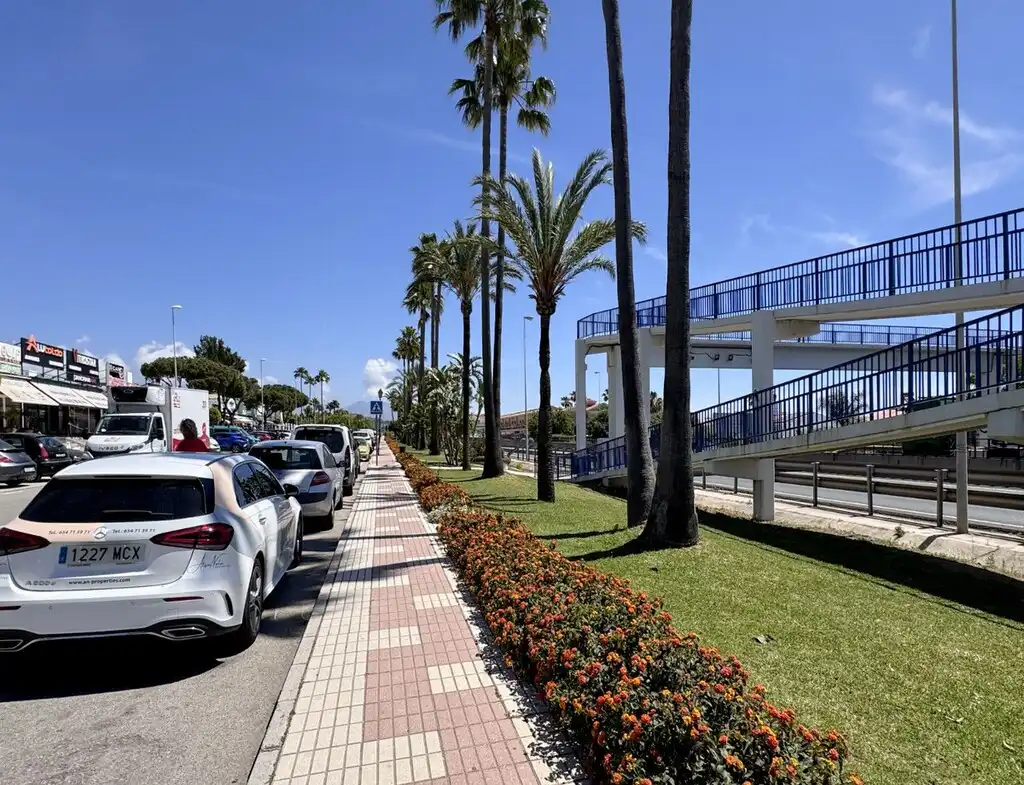 Vista exterior de Planta baixa en venda en Mijas amb Terrassa, Piscina i Piscina comunitària