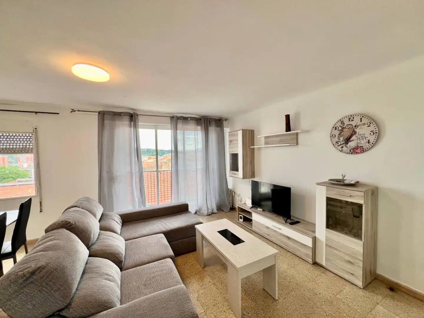 Sala d'estar de Pis en venda en Terrassa amb Balcó