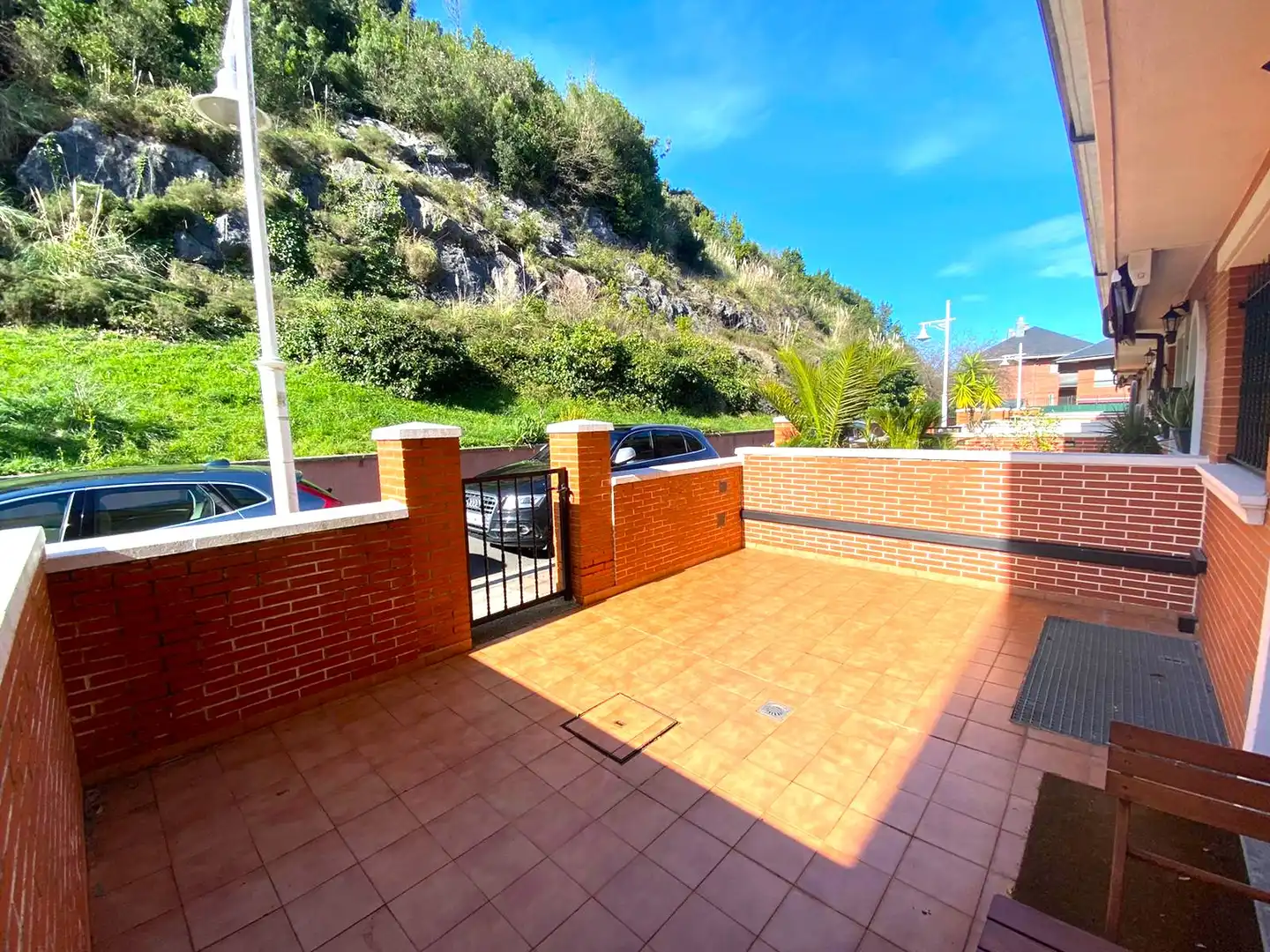 Terrassa de Casa adosada en venda en Castro-Urdiales amb Calefacció, Parquet i Terrassa