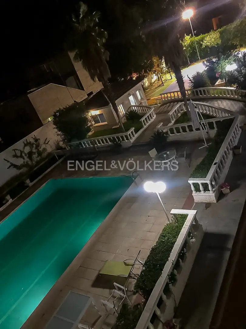 Schwimmbecken von Country house zum Verkauf in Cabanillas del Campo mit Klimaanlage, Heizung und Privatgarten