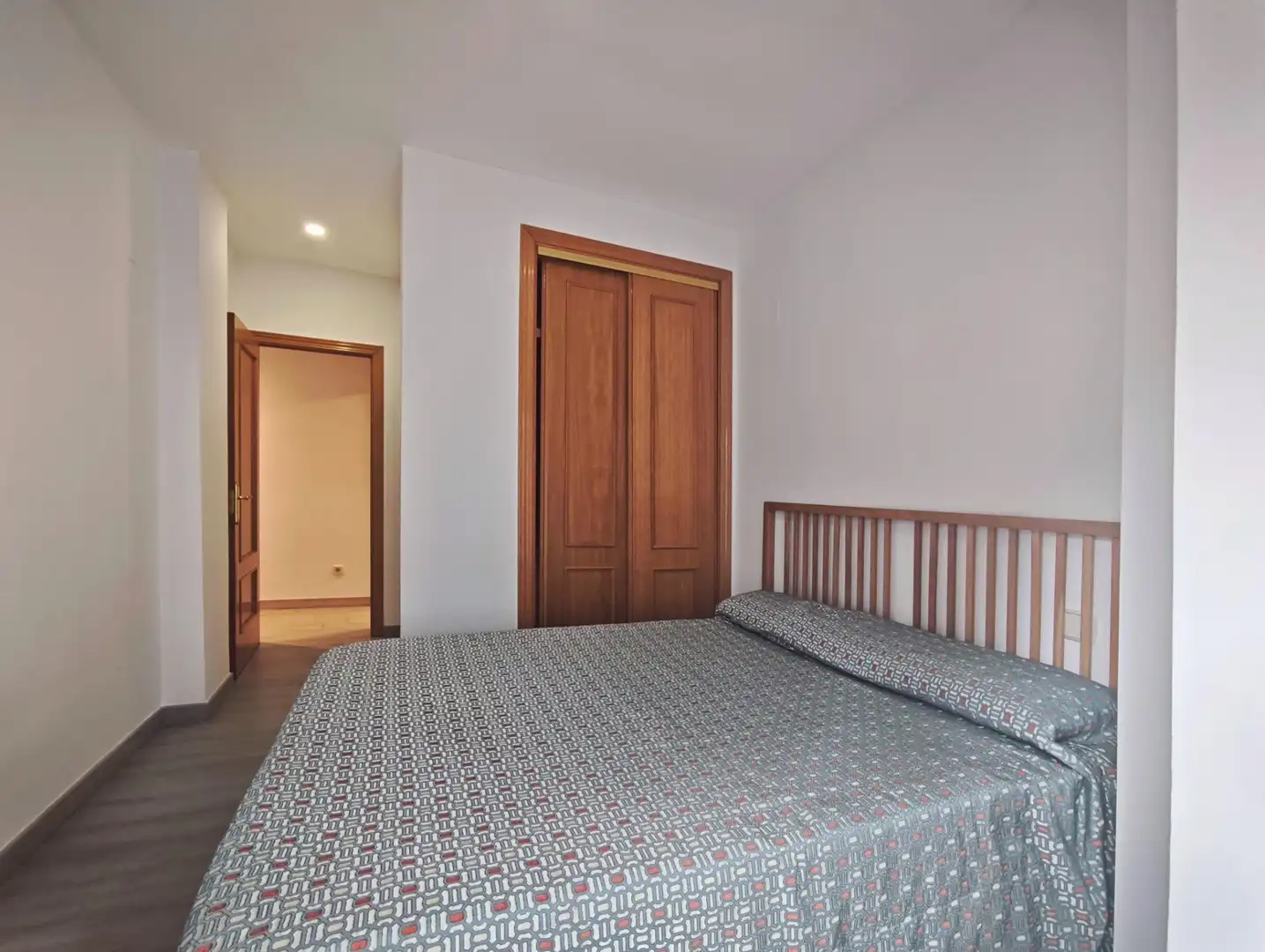Habitación de Piso de alquiler en Madrid con Aire acondicionado, Calefacción y Amueblado