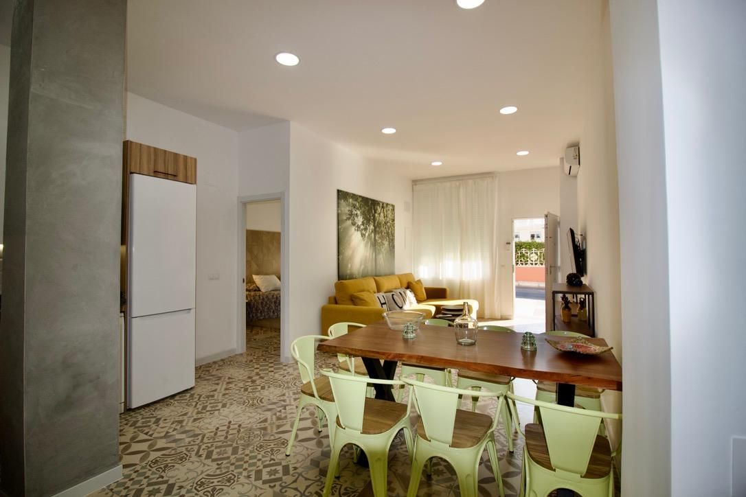 Menjador de Planta baixa en venda en Torremolinos amb Aire condicionat i Moblat