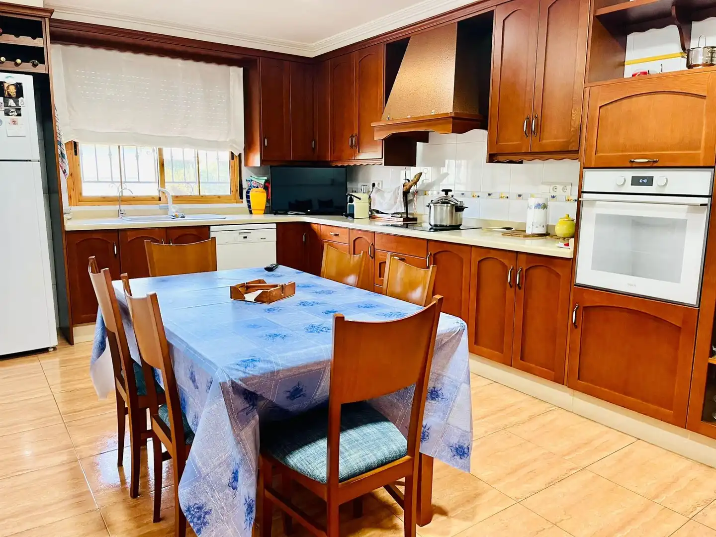 Kitchen of Houses for sale in Elche / Elx  with Air Conditioner, Private garden and Terrace