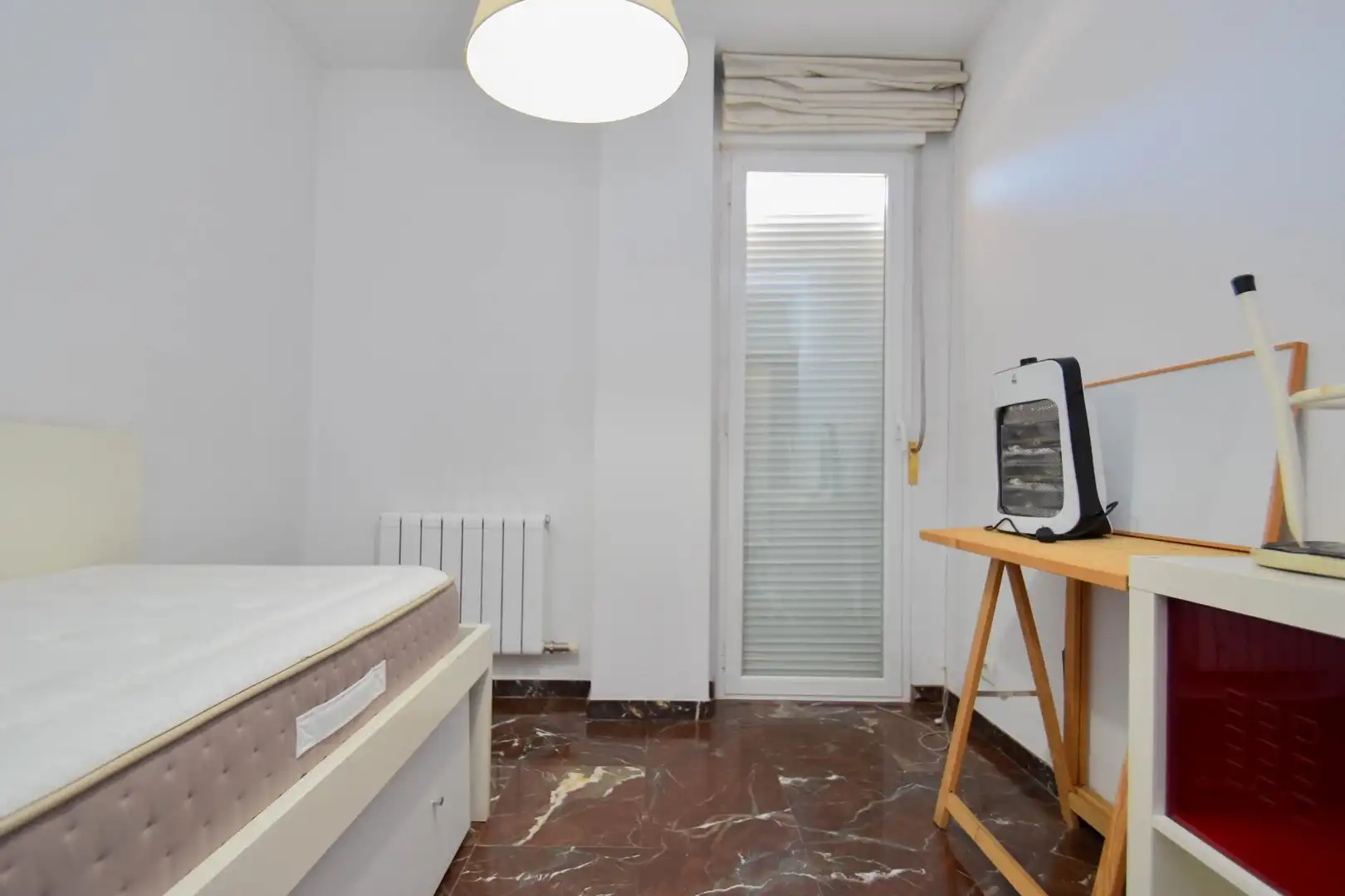 Habitación de Piso en venta en Granada con Aire acondicionado, Calefacción y Terraza