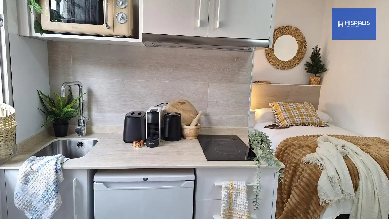 Cocina de Estudio de alquiler en Sevilla con Aire acondicionado, Calefacción y Amueblado