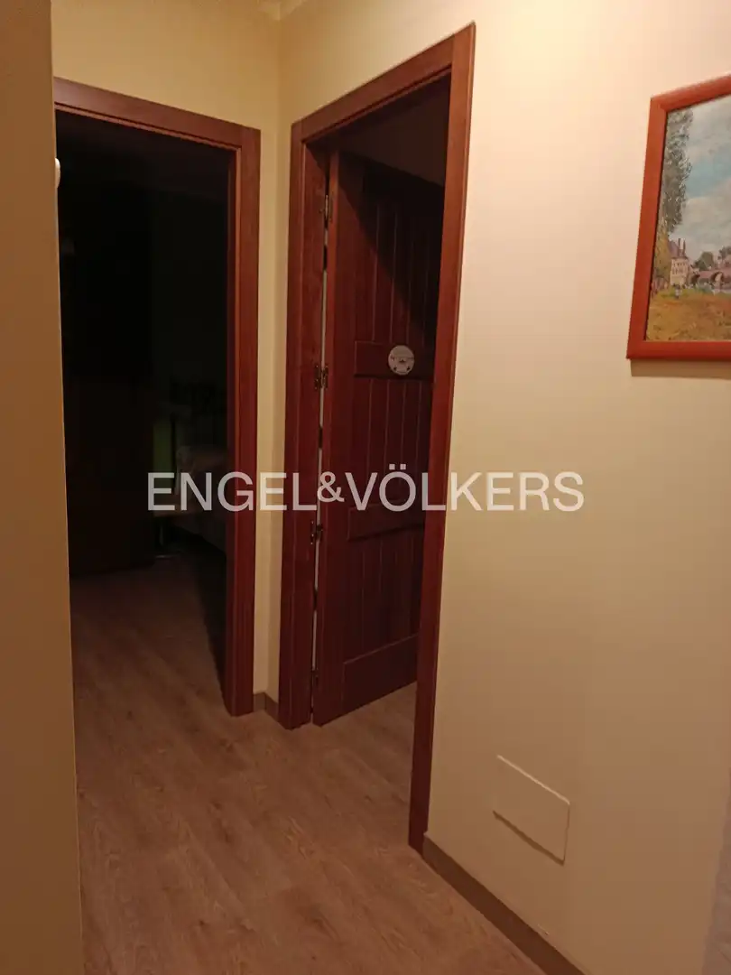 Casa adosada en venda en Navarredonda y San Mamés amb Calefacció, Parquet i Moblat