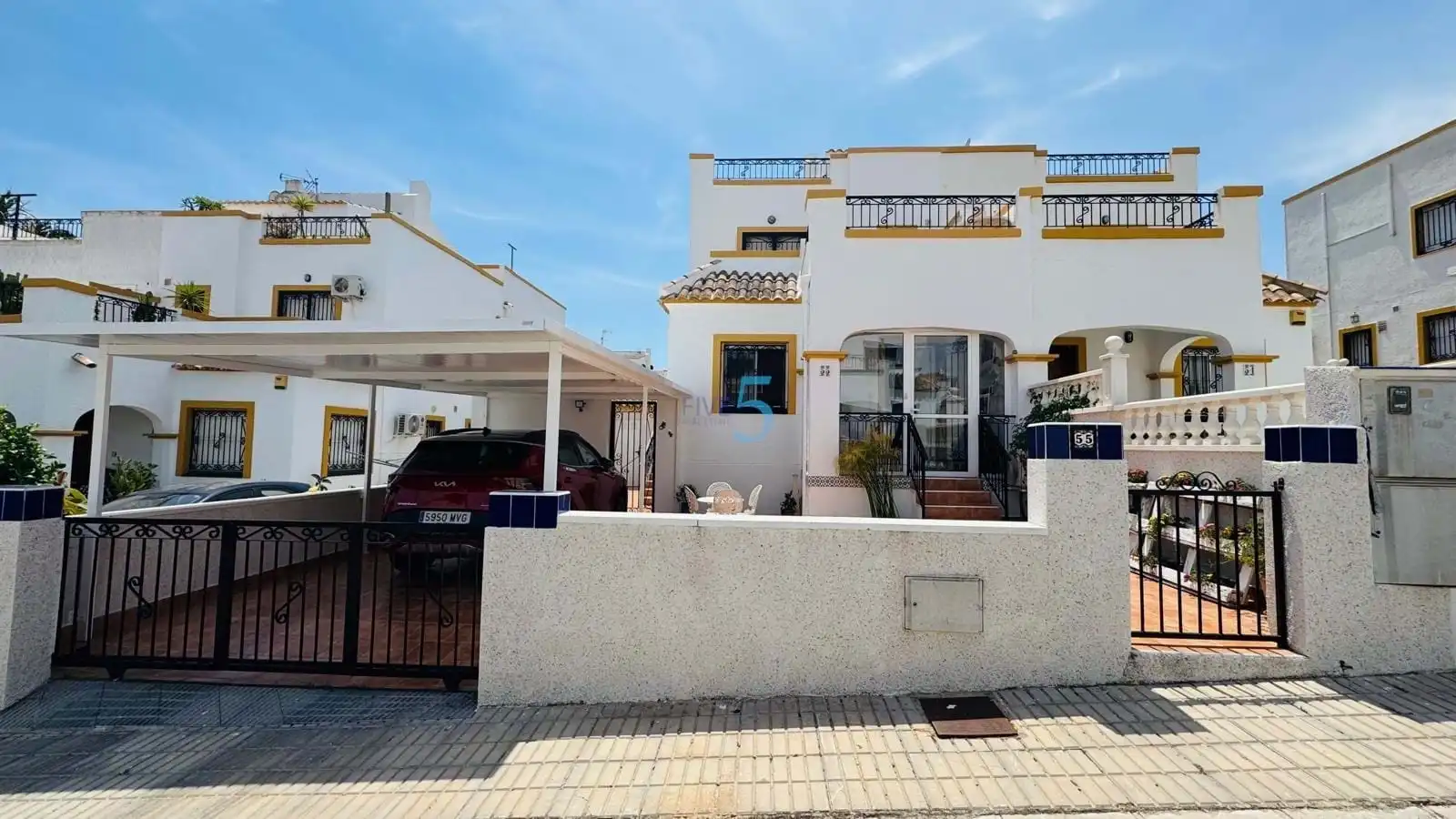 Adossat amb terrassa en venda a Orihuela Costa