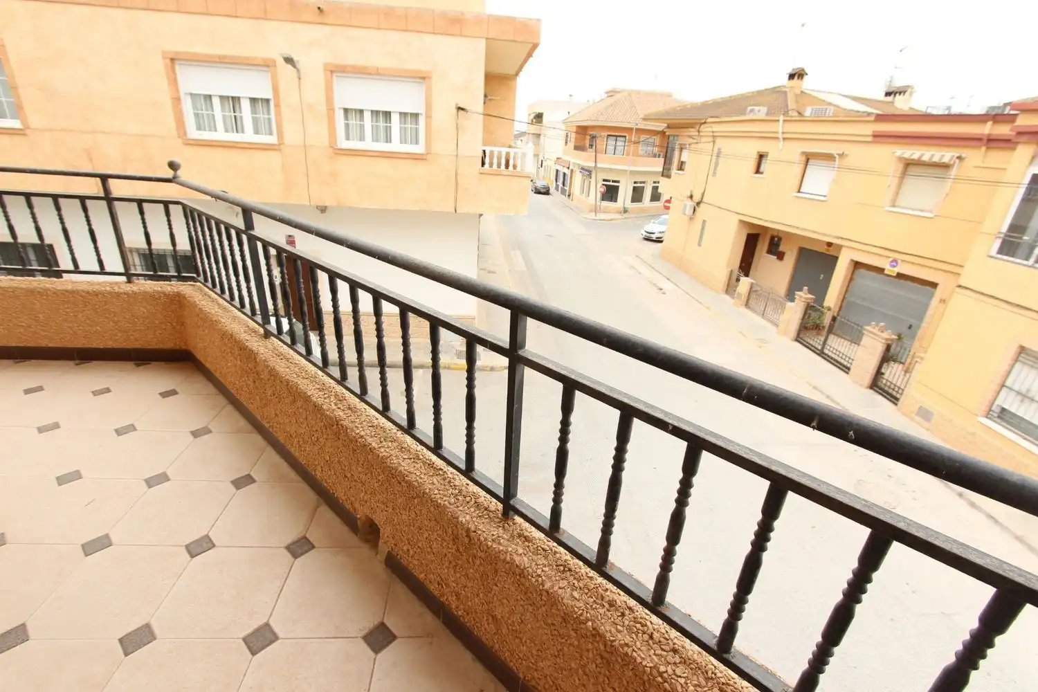 Casa amb terrassa en venda a Calle Naranjo, imagen 3