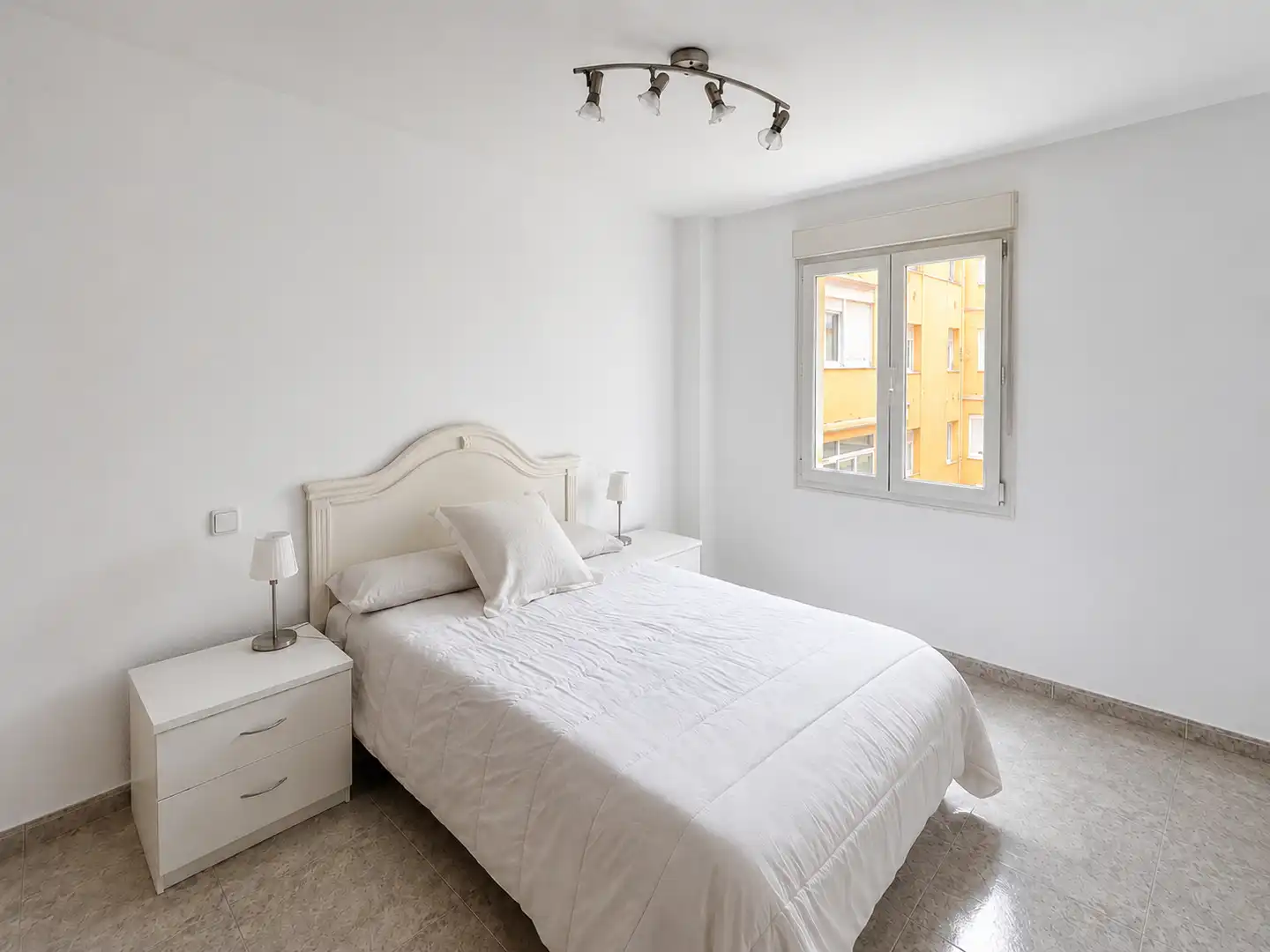 Habitación de Piso de alquiler en Santander con Calefacción, Amueblado y Horno