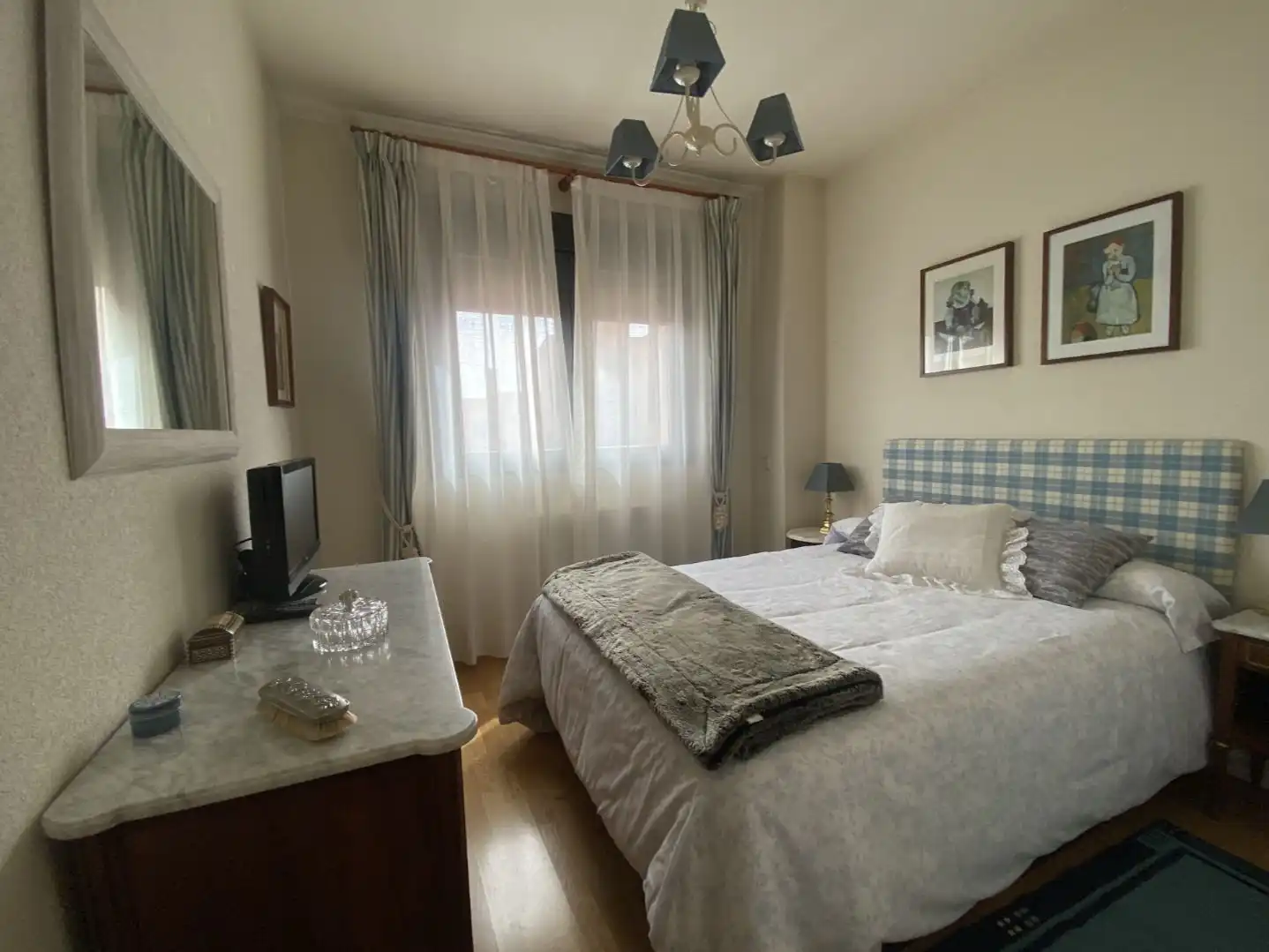 Schlafzimmer von Dachboden zum Verkauf in  Madrid Capital mit Klimaanlage und Terrasse
