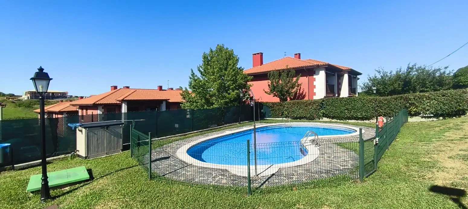 Swimming pool of Flat for sale in Val de San Vicente   with Heating, Private garden and Terrace