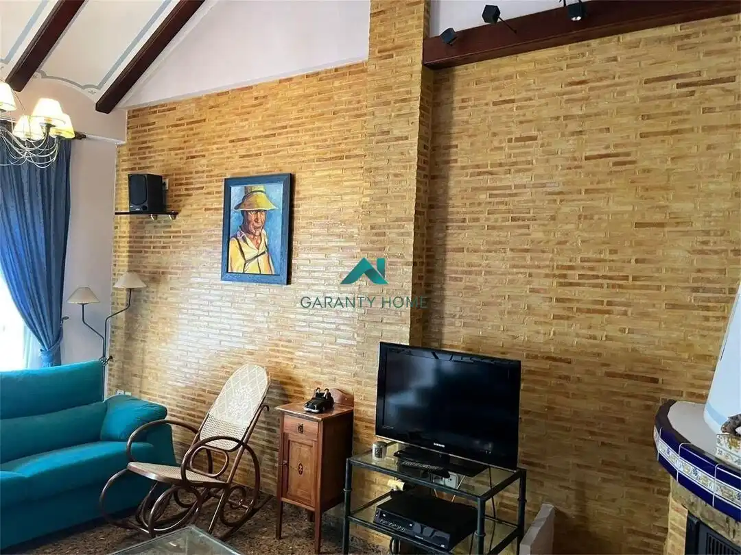 Sala de estar de Casa o chalet en venta en Valencia con Aire acondicionado, Calefacción y Jardín privado