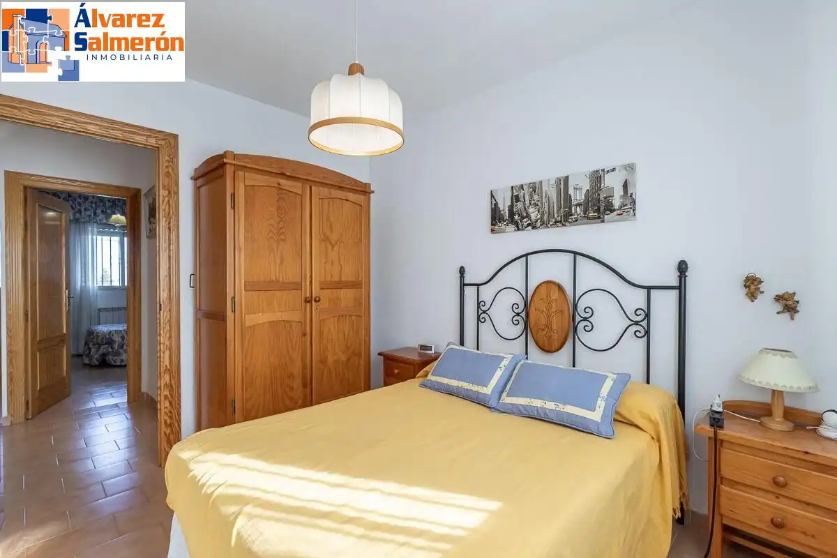 Detached house with pool for sale in Calle de la Encina, imagen 16