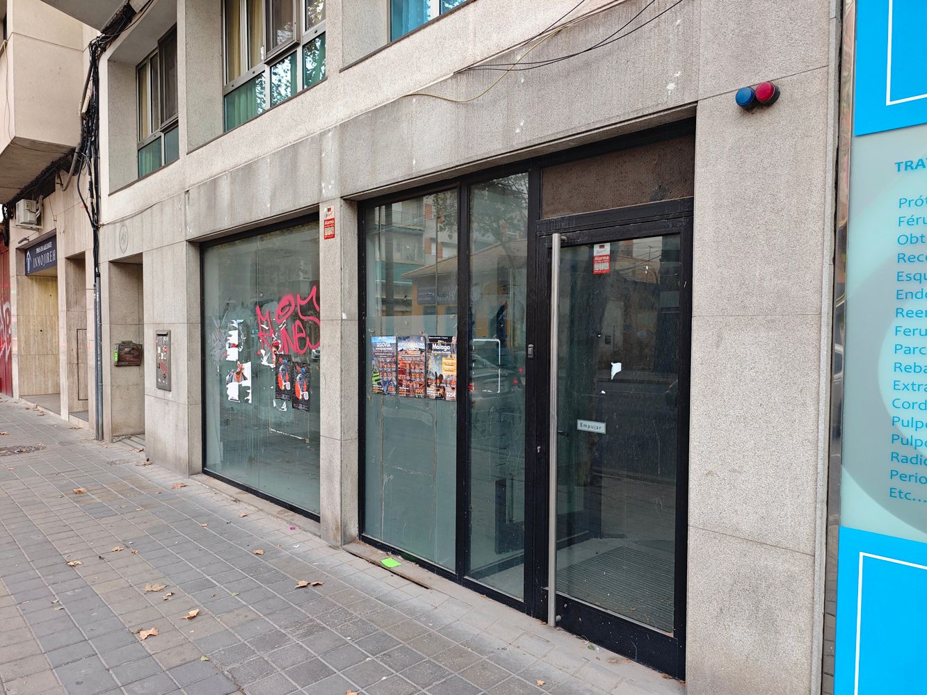 Local en venta en Alicante / Alacant con Aire acondicionado