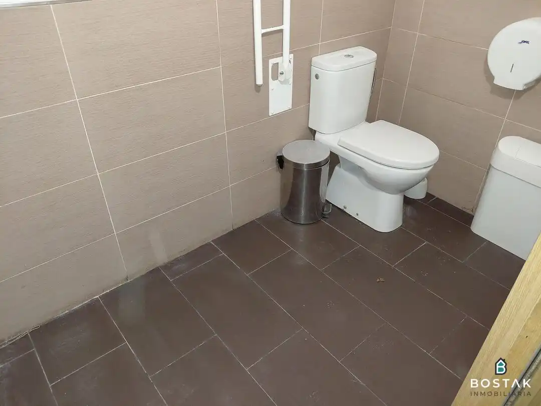 Local comercial en venta en Barrenkale Barrena, imagen 7