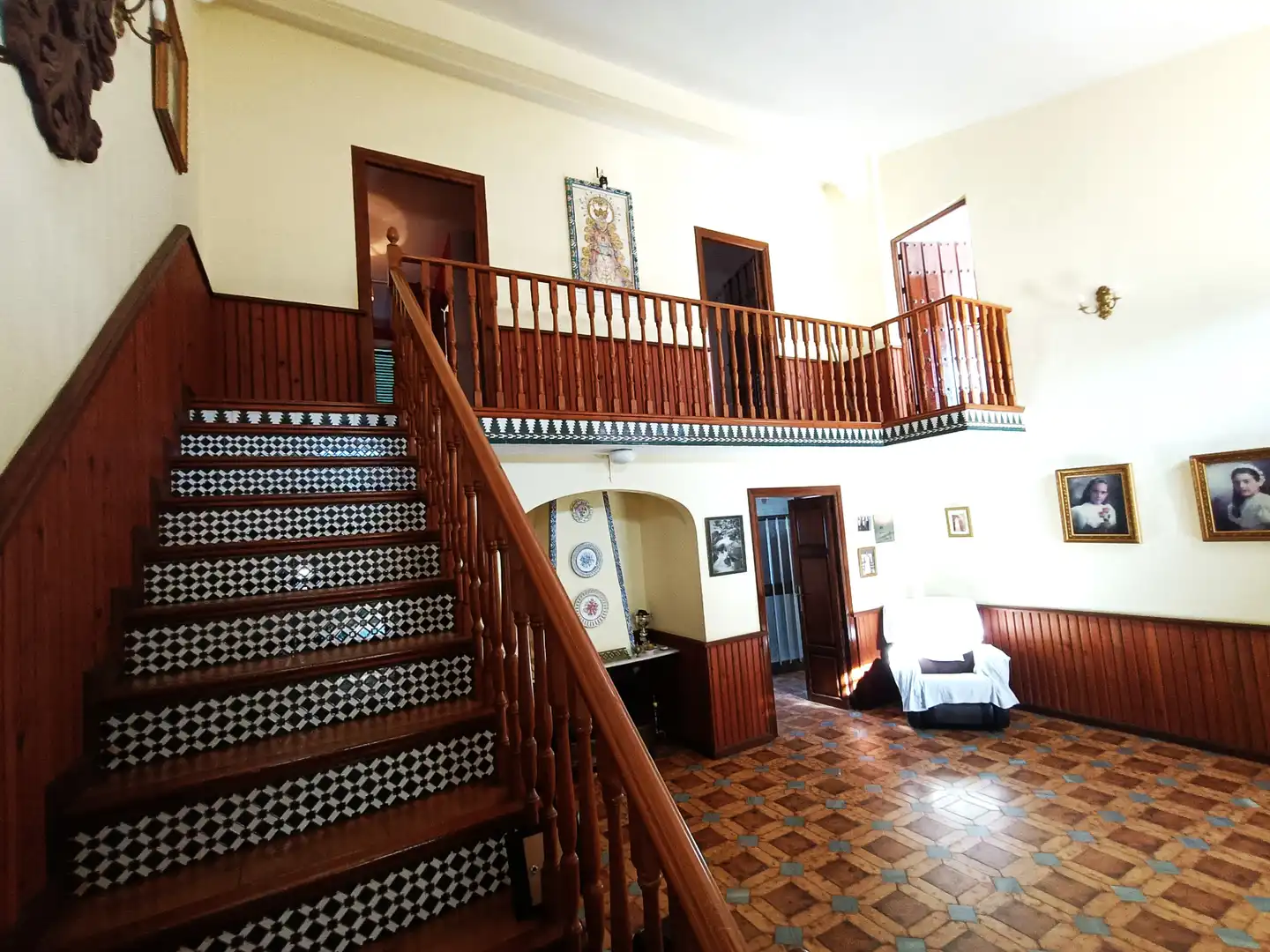Casa adosada en venda en Villanueva del Ariscal amb Aire condicionat, Jardí privat i Terrassa