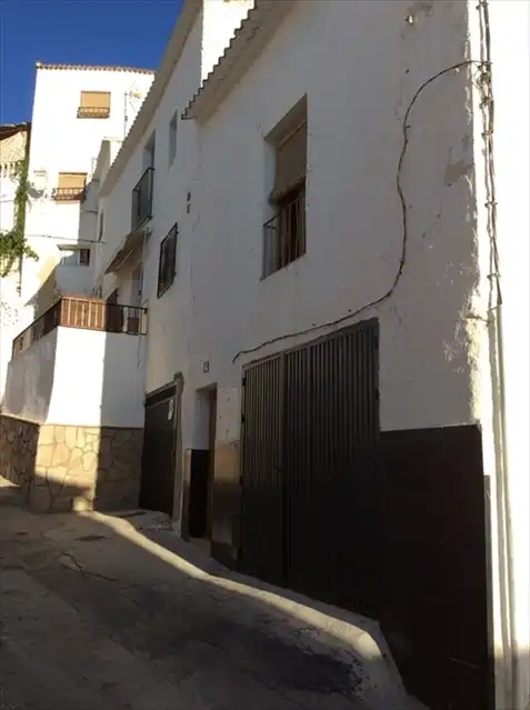 Vista exterior de Piso en venta en Colomera