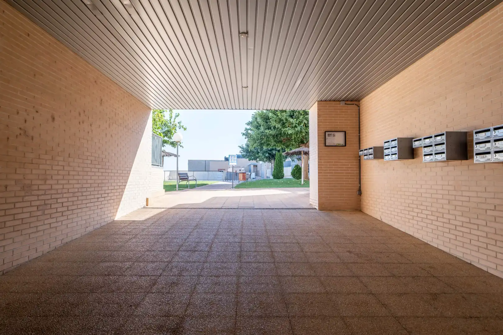 Piso con piscina en venta en Calle de Ramón y Cajal 70, imagen 37