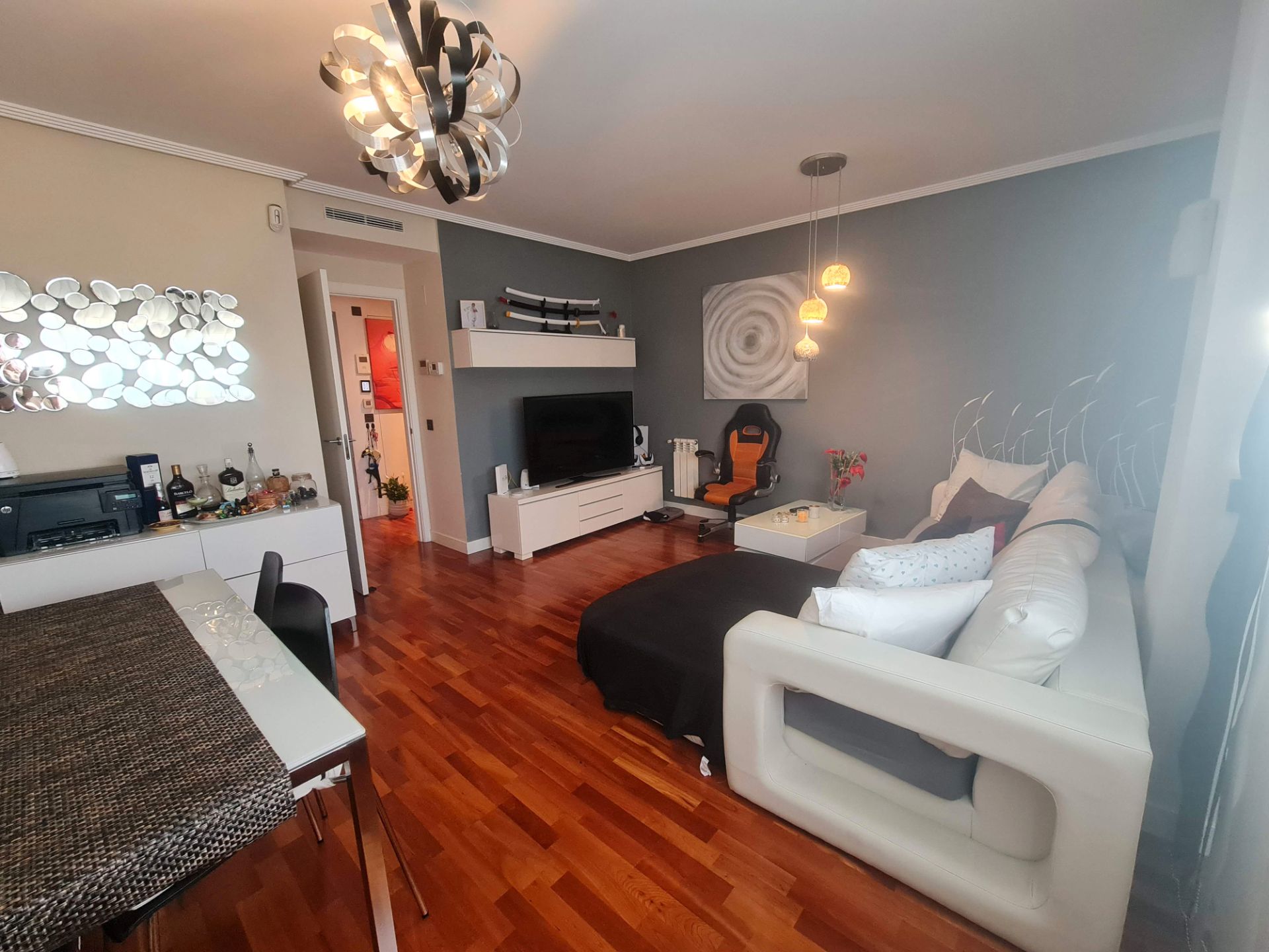 Pis en venda a Calle de César Cort Botí, Valdebebas - Valdefuentes